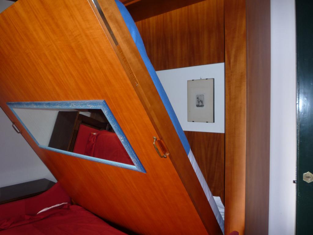4Roomsrelax カターニア 部屋 写真