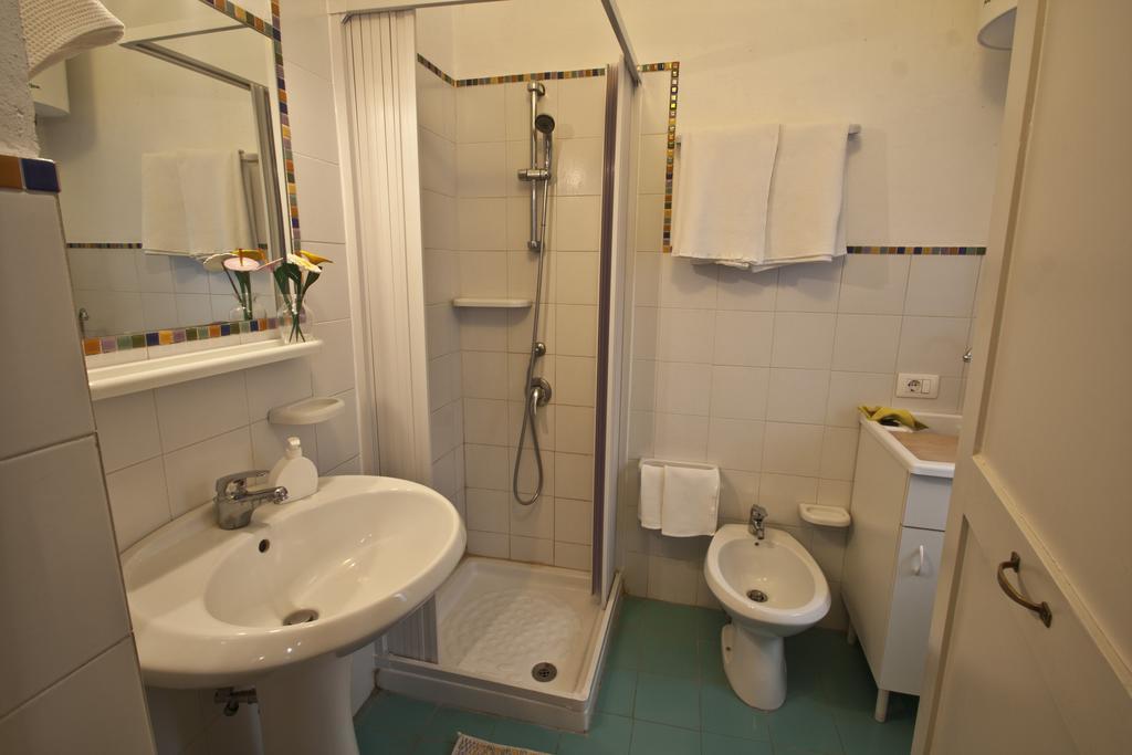 4Roomsrelax カターニア 部屋 写真
